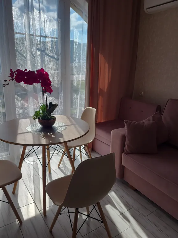 Великолепный вид на море и горы