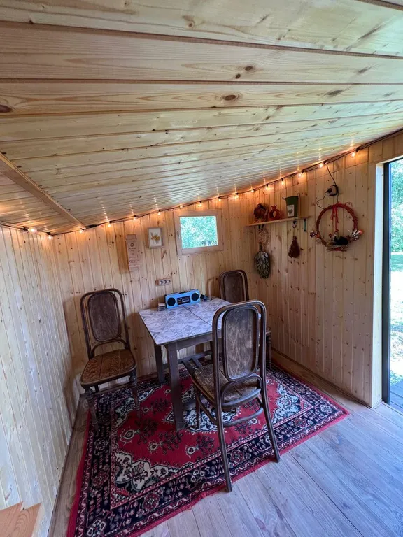 Красивый теплый дом с баней в тихой деревне