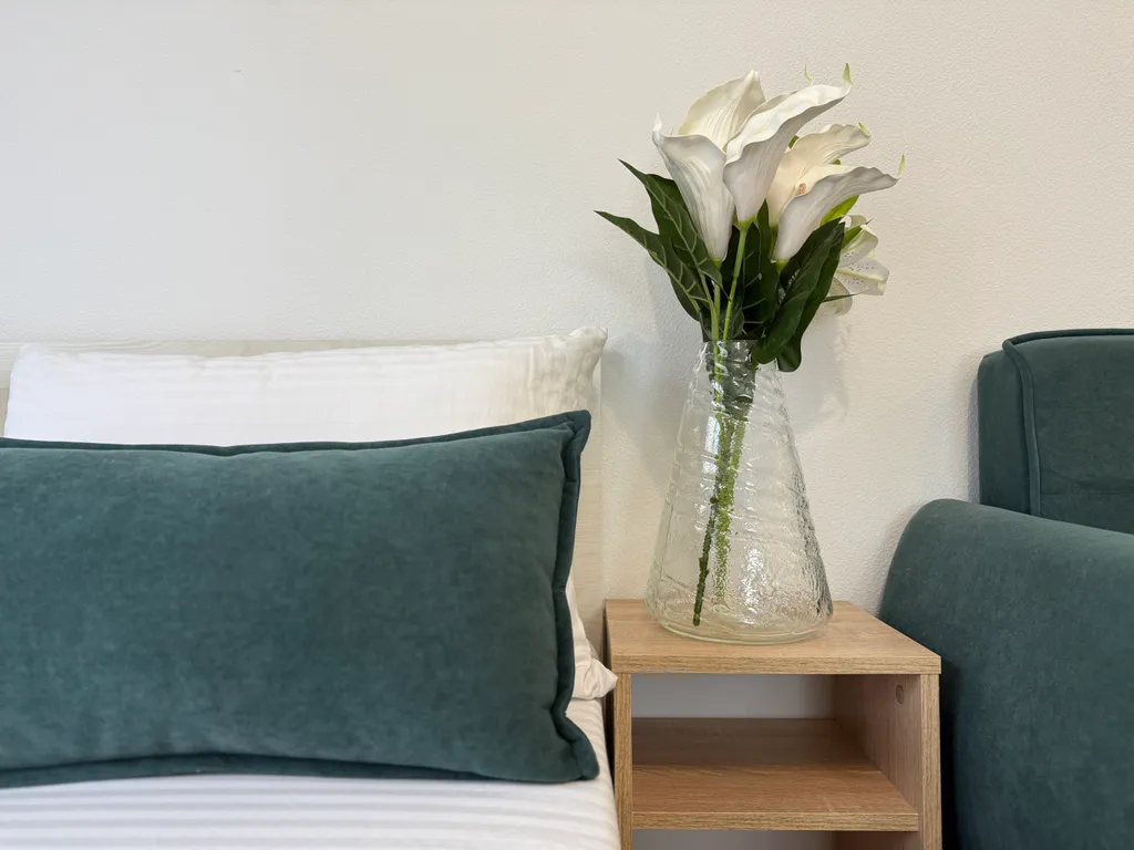 Тут хорошо на Космонавтов