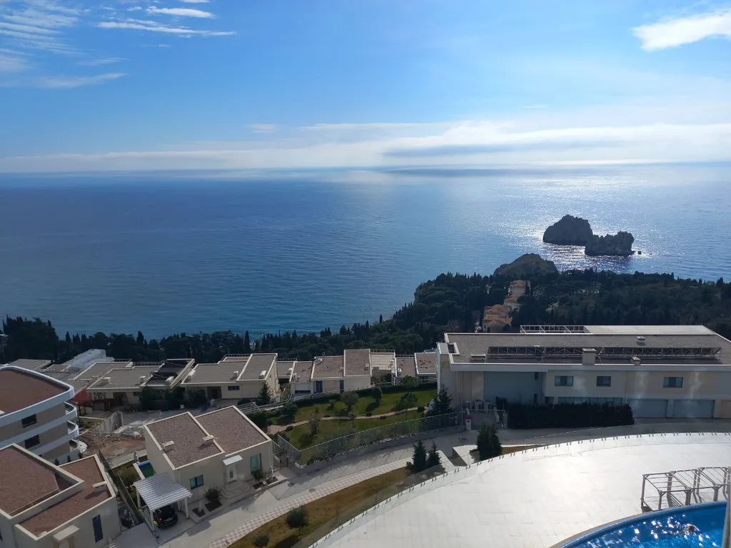 Апартамент в элитном ЖК Гурзуф Ривьера с панорамным видом на море