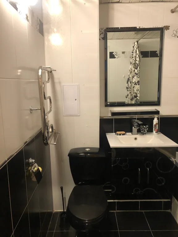 Отличная квартира с видом на площадь