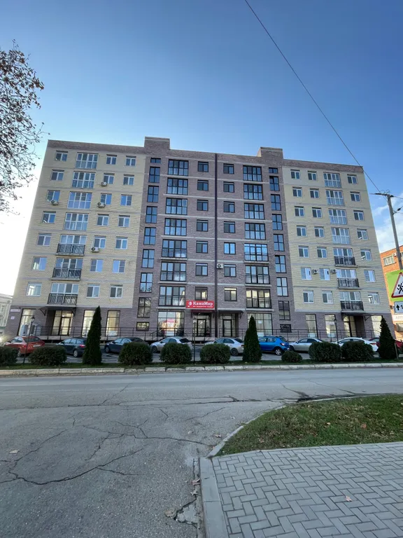 Квартира в центре с видом на город, с парковкой и закрытым двором