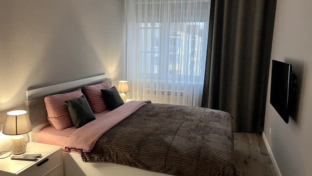 Классная квартира в центре, рядом с театром и набережной