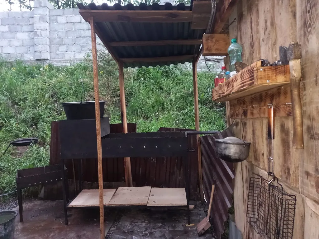 Домик за городом