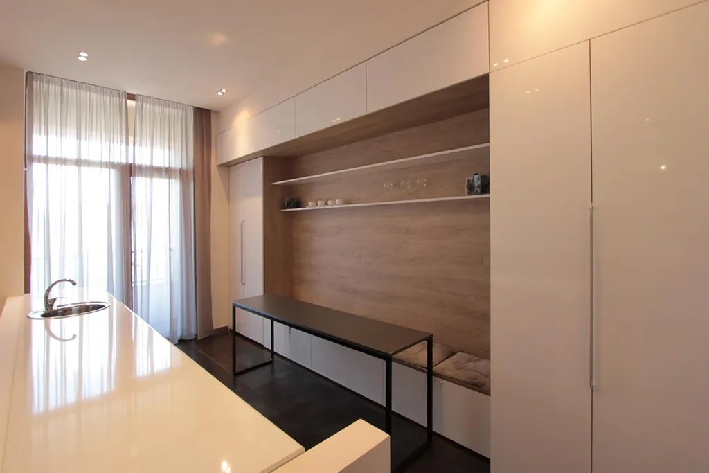 Метро Апартамент