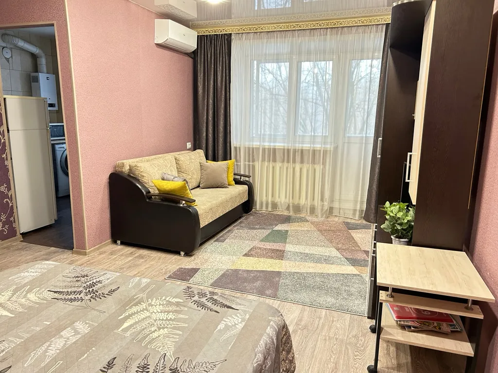 Уютная квартира у центрального парка и жд вокзала