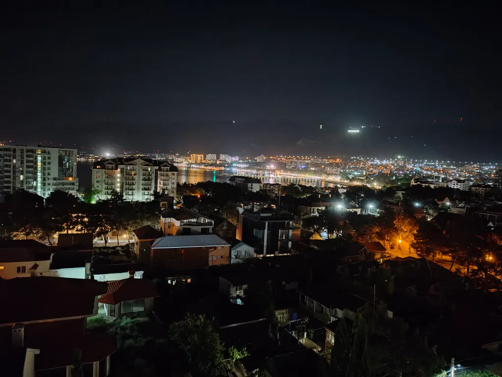 Квартира Апартаменты с видом на море — Геленджик