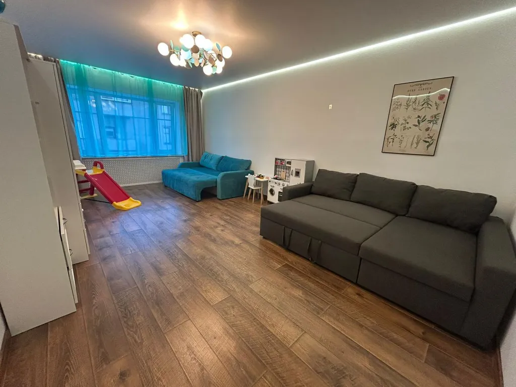 Стильная квартира в зеленом центре Выбора