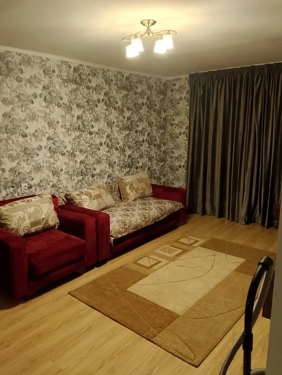 Просторная квартира в центре станицы Зеленчукская — аренда посуточно в Зеленчукская