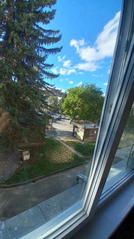 Квартира с удобным расположением к парку и Колоннаде