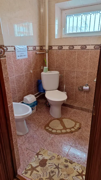 Элитный отдельный дом, большая кухня, 4 изолированные спальни