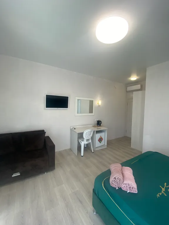 Трёхместный номер комфорт с видом на море