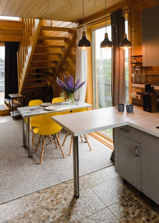 Коттедж с сауной для семейного отдыха в стиле барнхаус