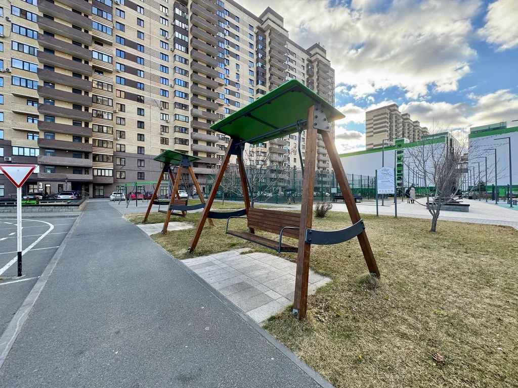 Квартира Квартира - студия для 4х гостей в новом доме — Тюмень