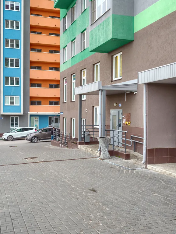 Стильная студия с видом на город в 20 минутах до центра