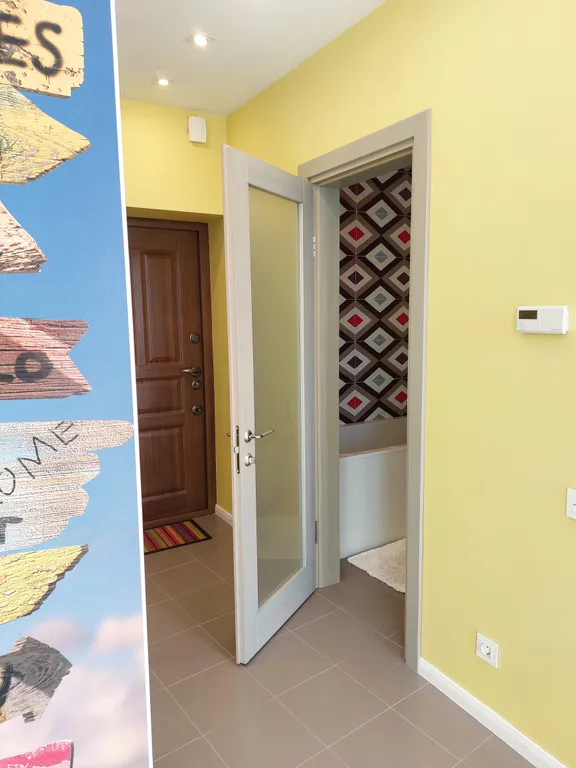 Солнечная студия у леса