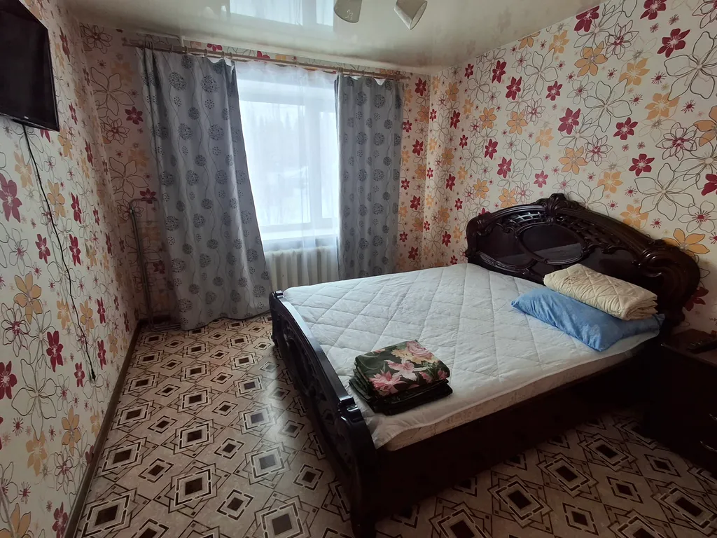 Квартира 2-комнатная Квартира — Ивдель