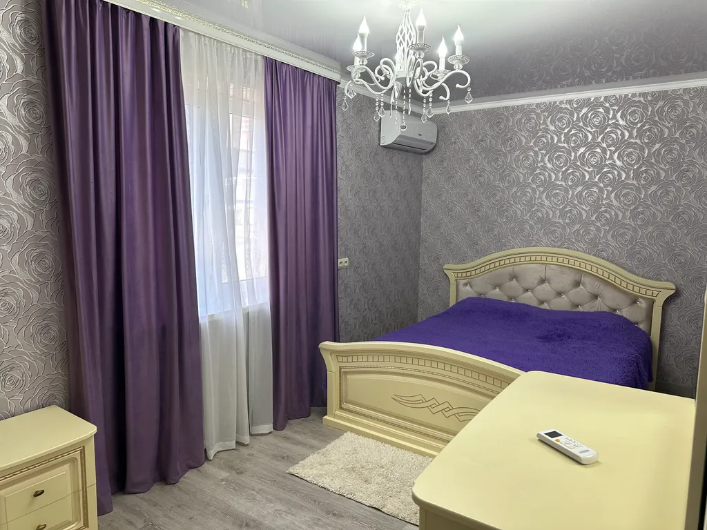 Квартира Двухкомнатная квартира в центре города — Гагра