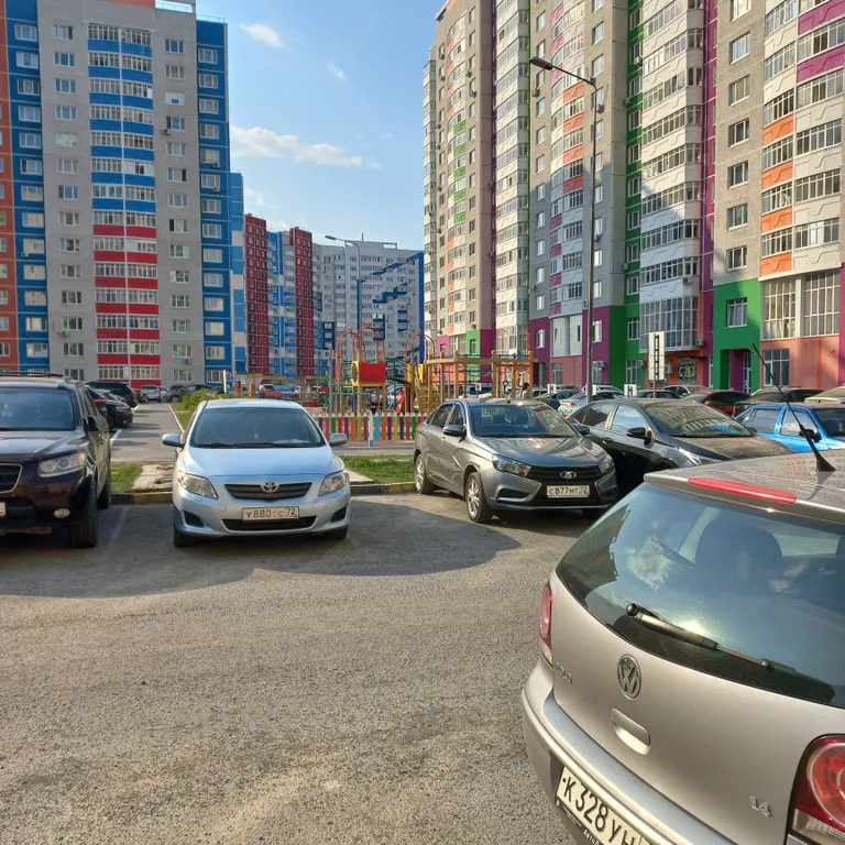 Квартира Новая квартира рядом с нейрохирургическим центром — Тюмень