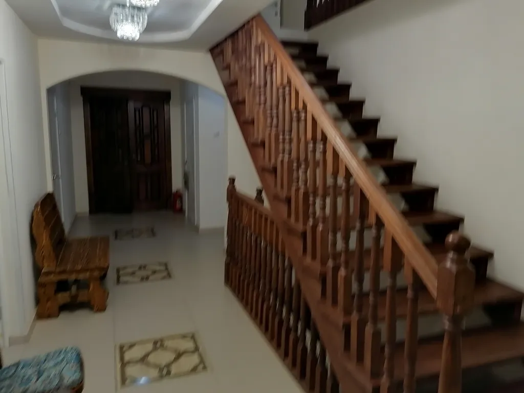 7-комнатный Дом