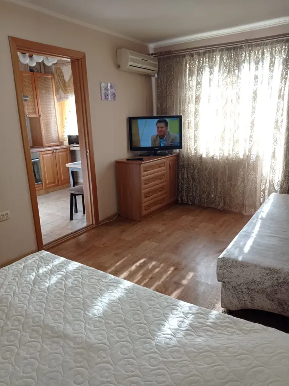 Квартира в центре города — аренда посуточно в Шахты