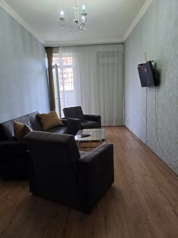 Уютная  квартира в центре Сабуртало