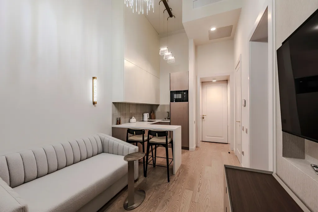 Стильный апартамент в элитном комплексе "Гранд Роял"