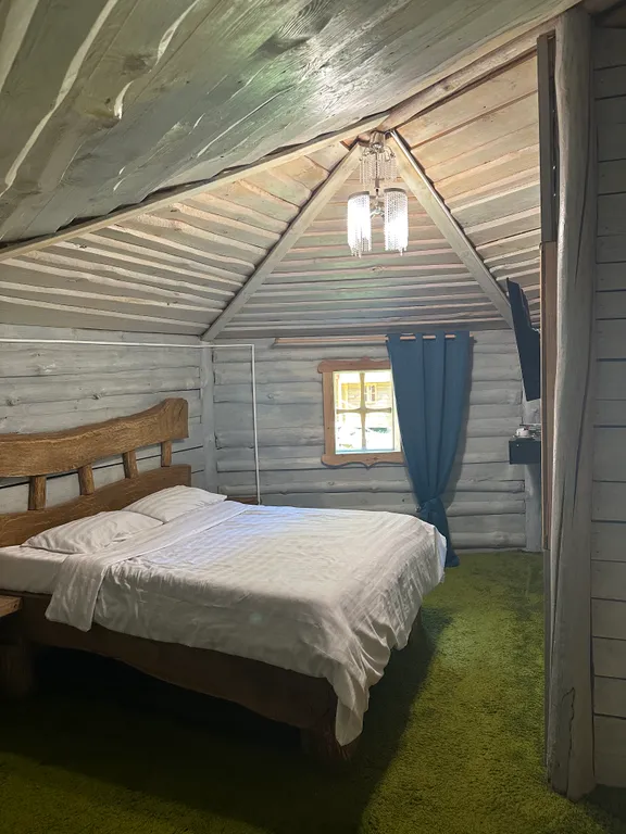 Уютное бунгало в парк-усадьбе Вишня