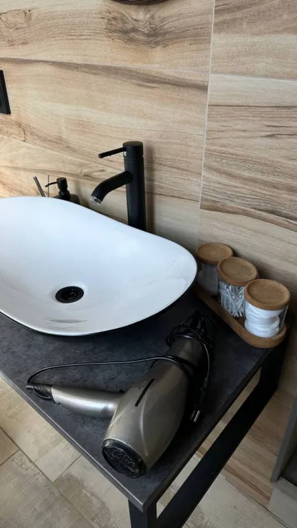 Коттедж Вилла с бассейном Veroliki Home — Тимашёвск