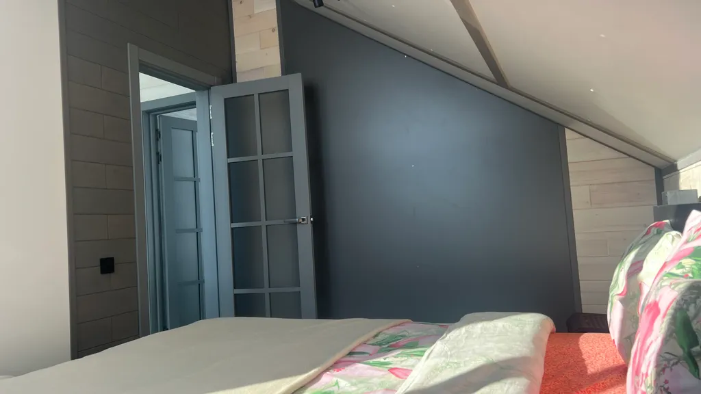 Альпис резидент