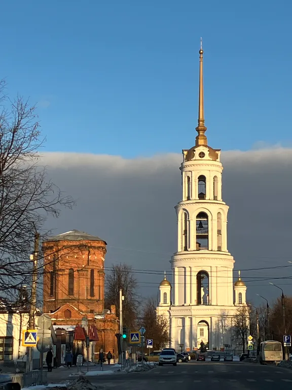 Квартира в самом центре в старинной усадьбе в стиле модерн с балконом