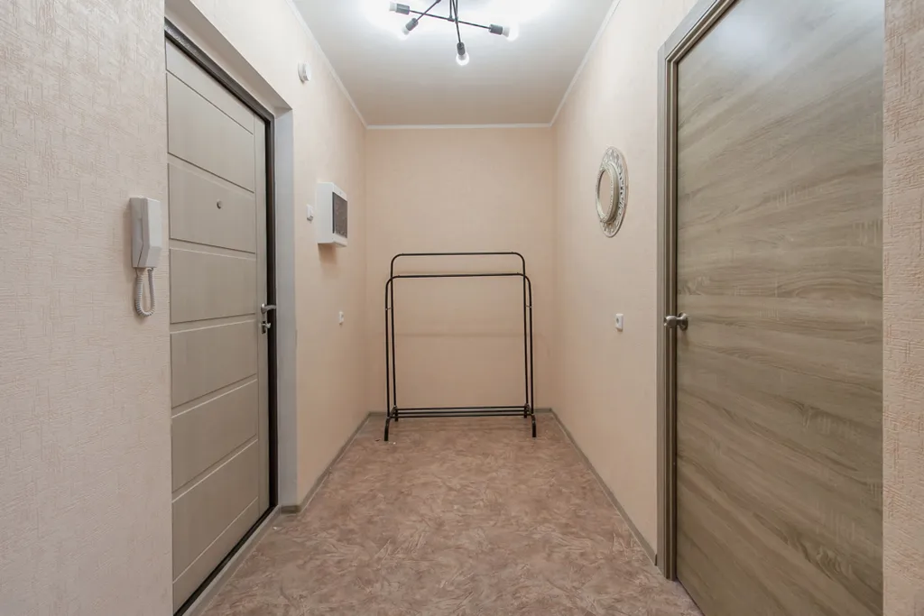 1 комнатная квартира7 мест возле мп, аэропорт, рынок воронежский