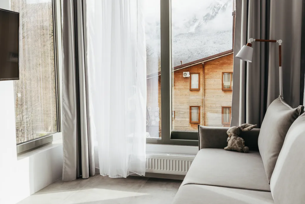 1-е апартаменты с видом на горы и бассейном