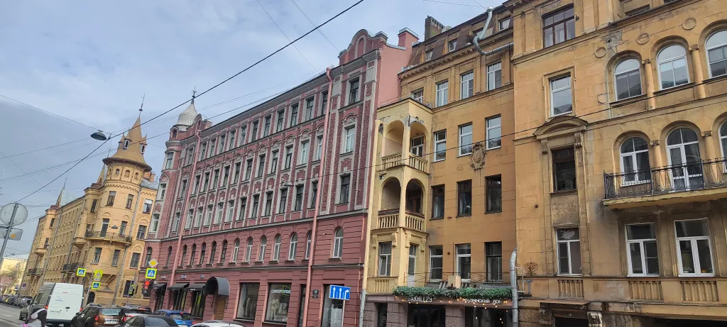 Атмосферная квартира в историческом центре рядом с метро