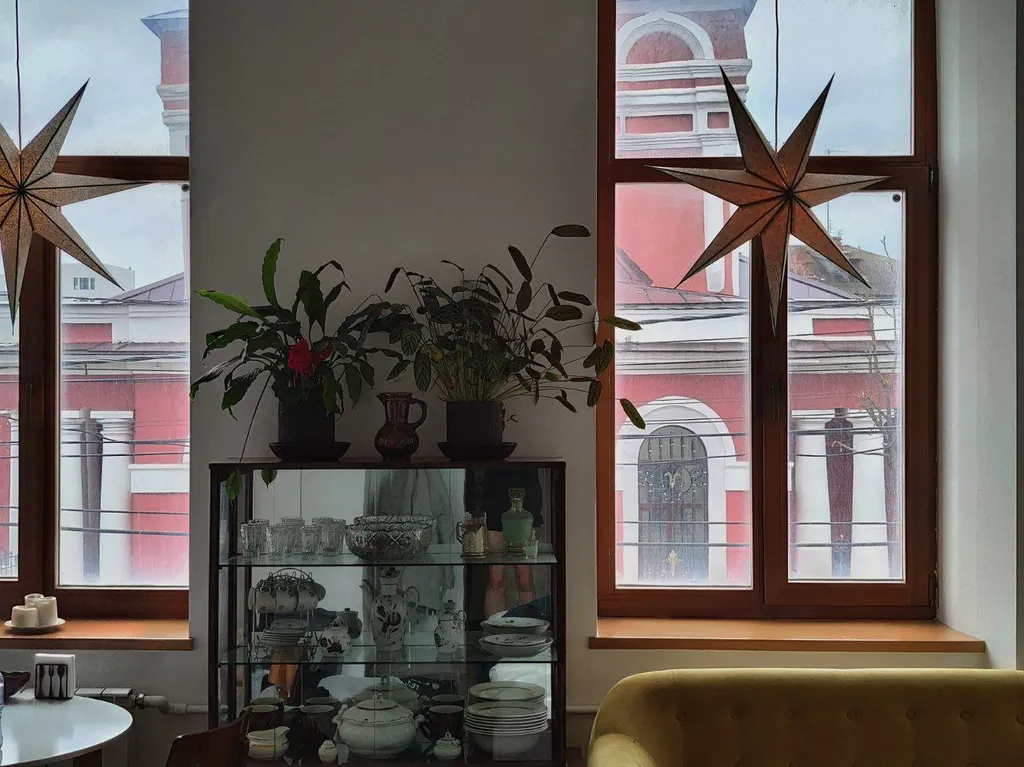 Студия у гостиных рядов