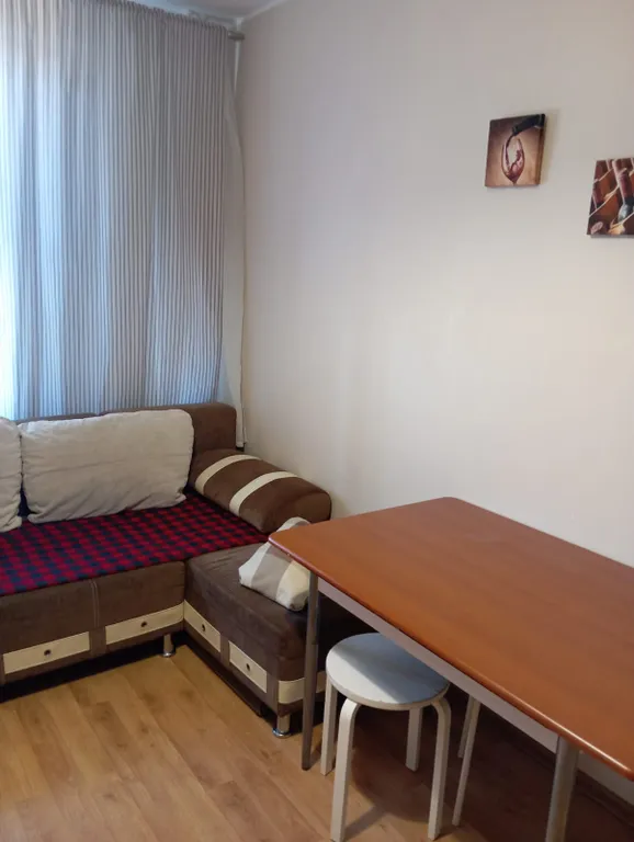 Евродвушка у метро