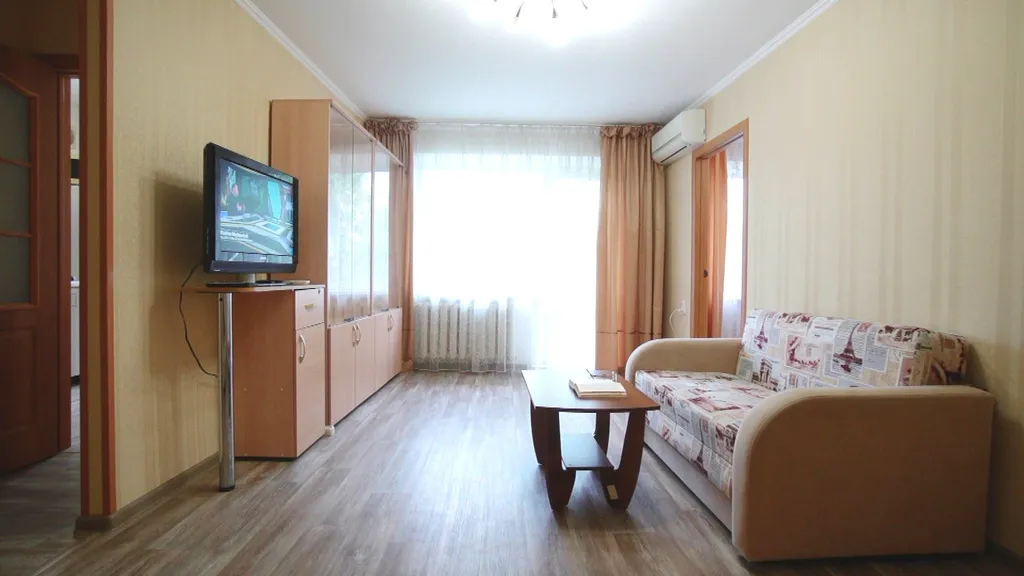 Комфортабельная двухкомнатная квартира около АО Тяж Маш и СВВАУЛ