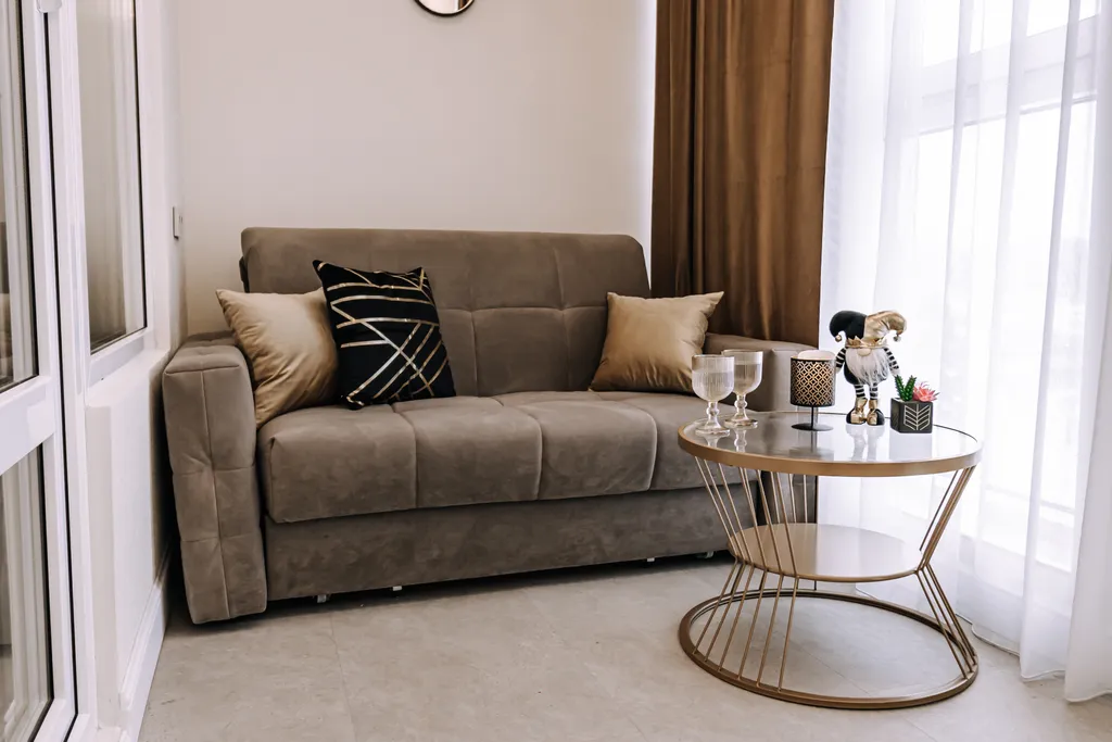 Рыжий Кот Голд (видовая квартира с изолированной спальней)