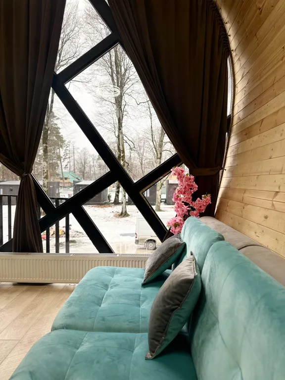 Коттедж - Сердце с видом на горы и лес