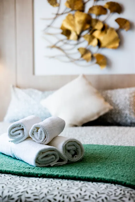 Квартира дизайнерская двухкомнатная рядом с Камалой