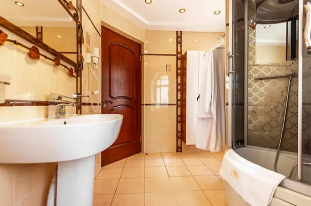 Люкс Деревянный