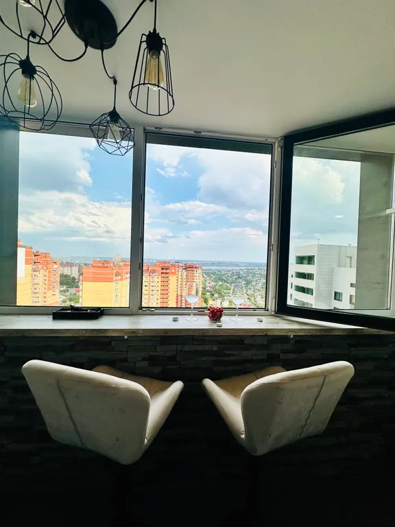 Уютная квартира с прекрасным видом — аренда посуточно в Воронеж