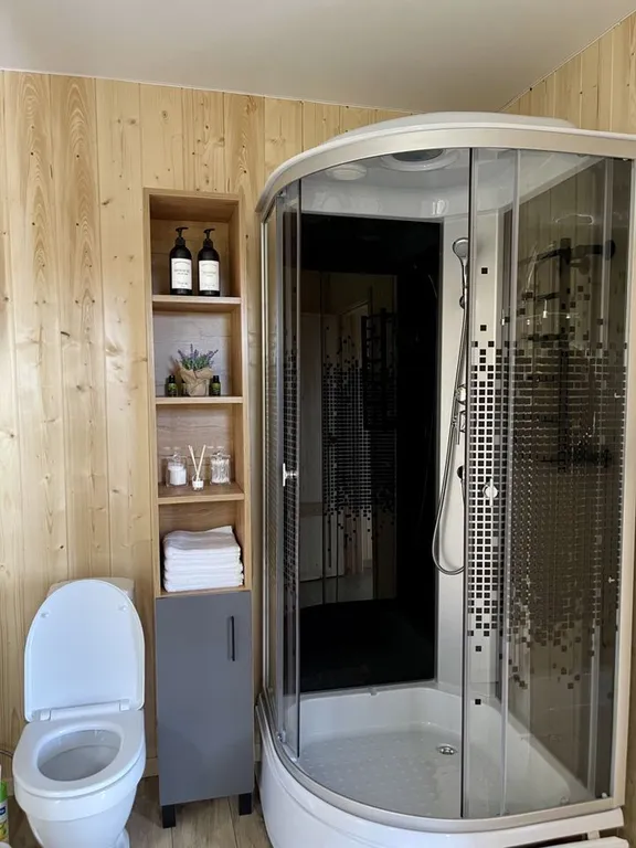 Дом с сауной и горячим чаном