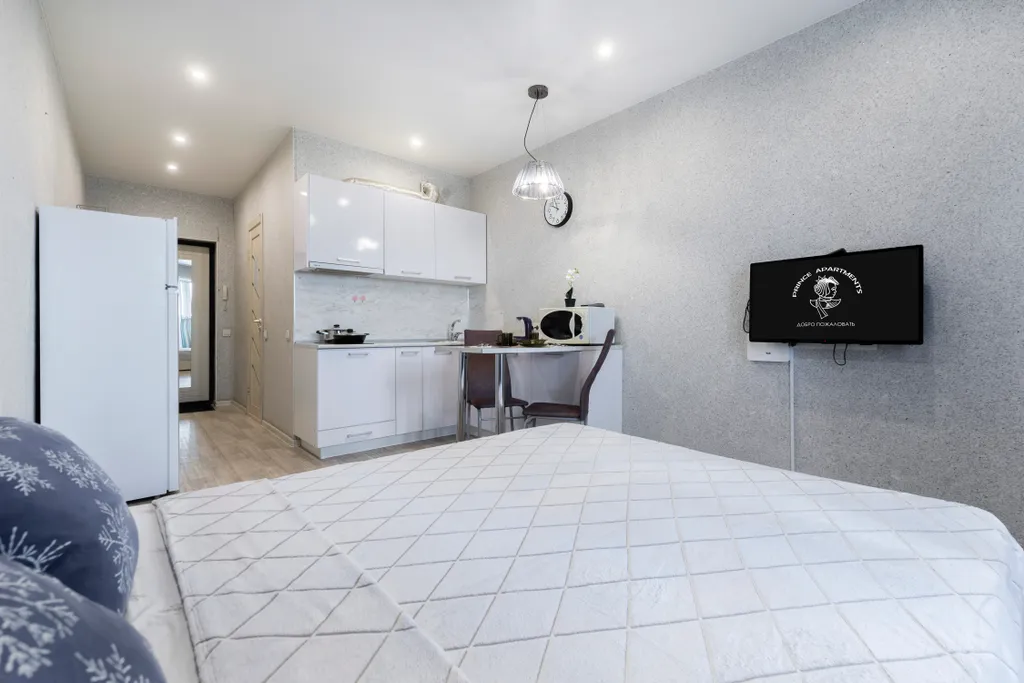 Студия возле вокзала