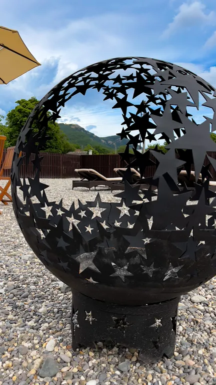 Коттедж Дом с интересным наполнением в Крымской Швейцарии — Орлиное