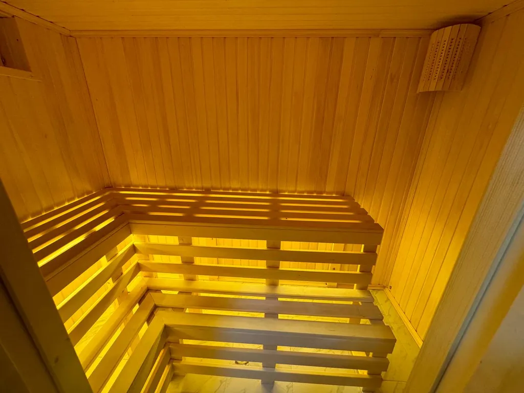 Дом 160 кв на участке 10 соток