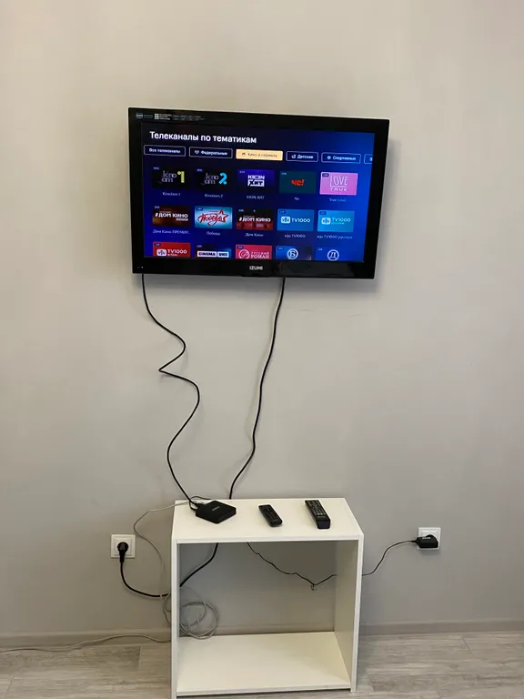 Уютная и чистая квартира с удобным заездом в город и большой парковкой