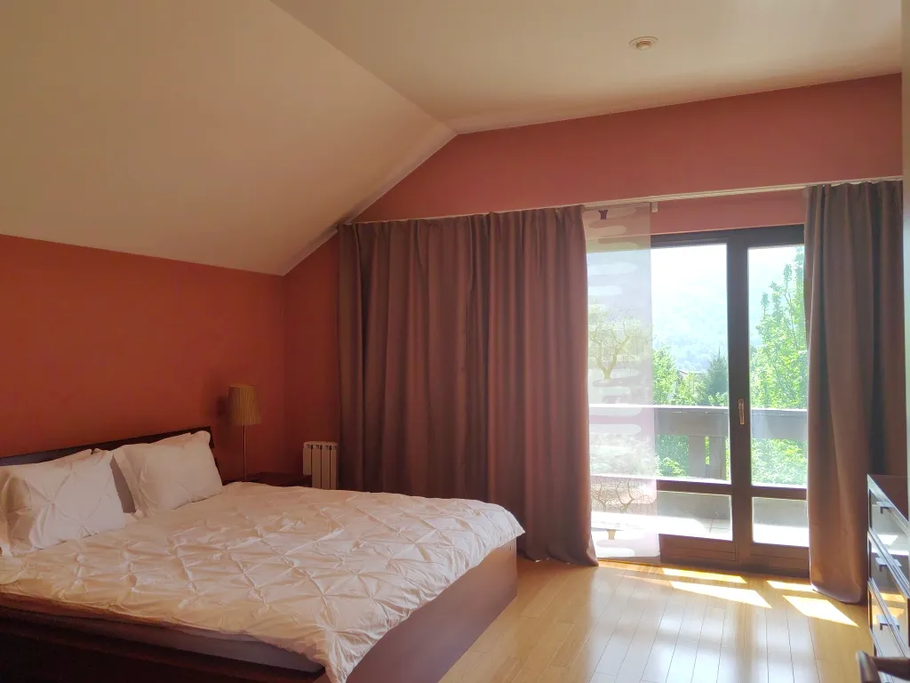 Коттедж Дом с баней и бассейном и видом на горы — Красная Поляна