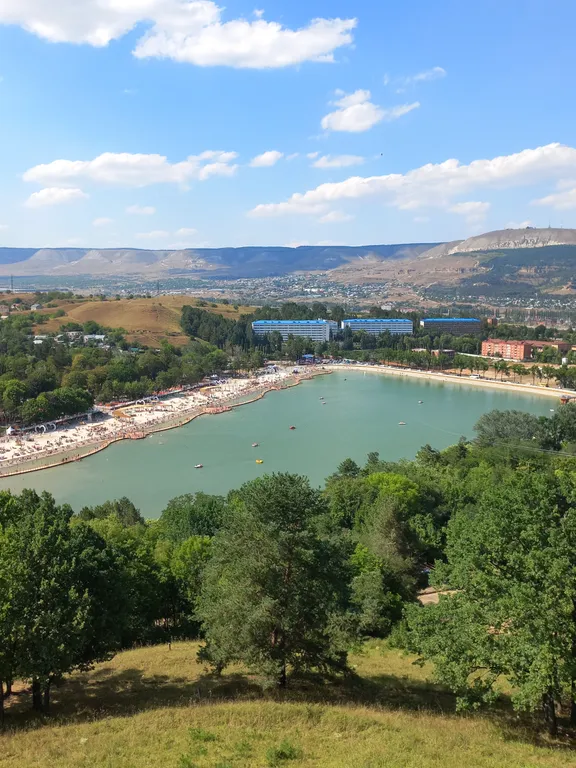 Квартира с видом на гору Красивый Курган