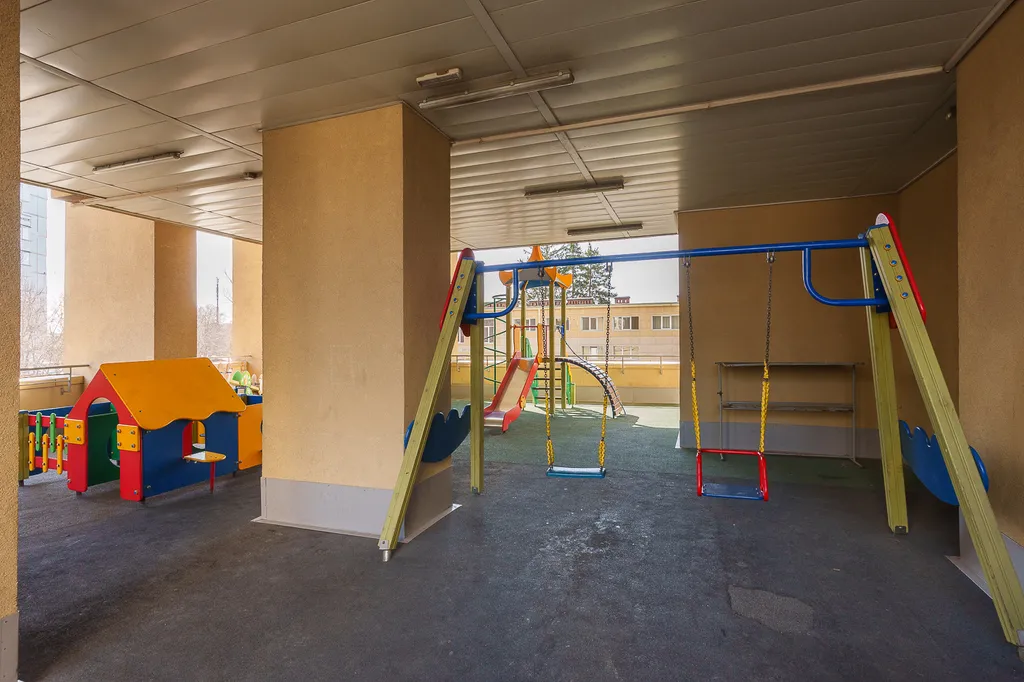 Зоопарк за окном